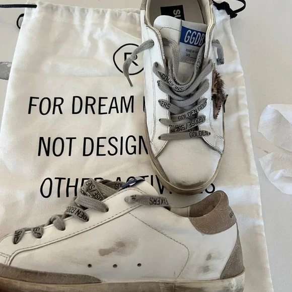 Golden Goose Sneakers - Picture 5 of 6